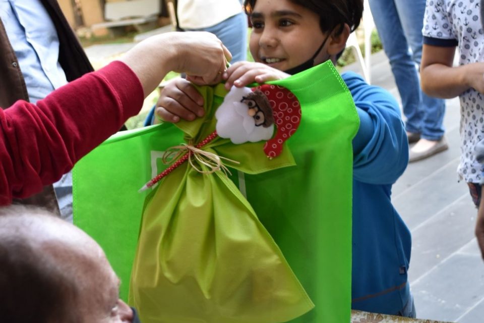 Home Christmas For Refugees